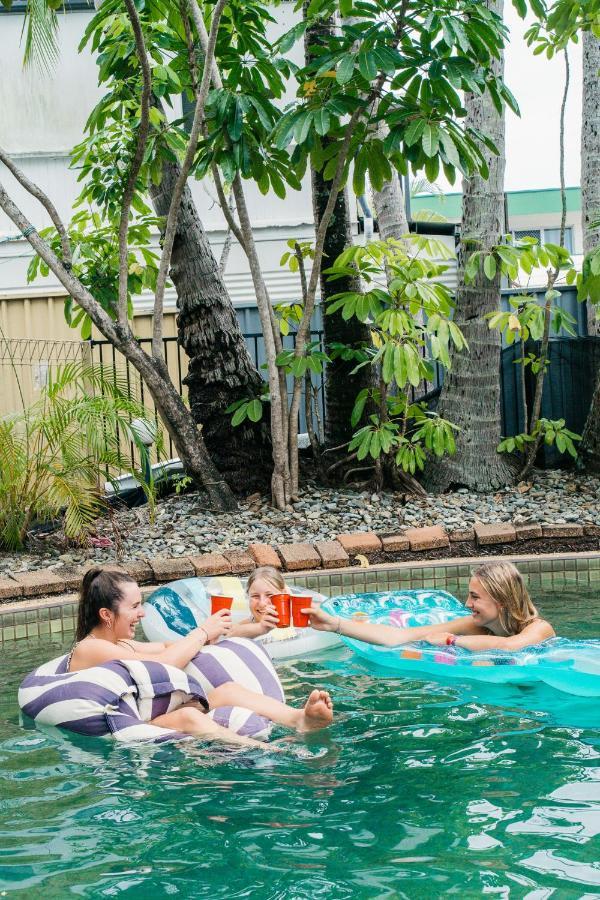 Mad Monkey Village แคนส์ ภายนอก รูปภาพ