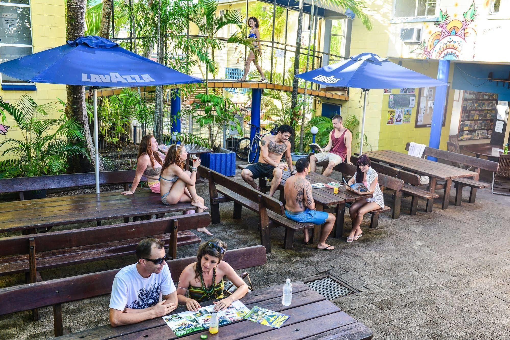 Mad Monkey Village แคนส์ ภายนอก รูปภาพ