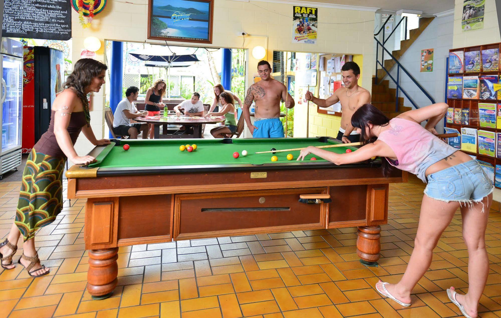 Mad Monkey Village แคนส์ ภายนอก รูปภาพ